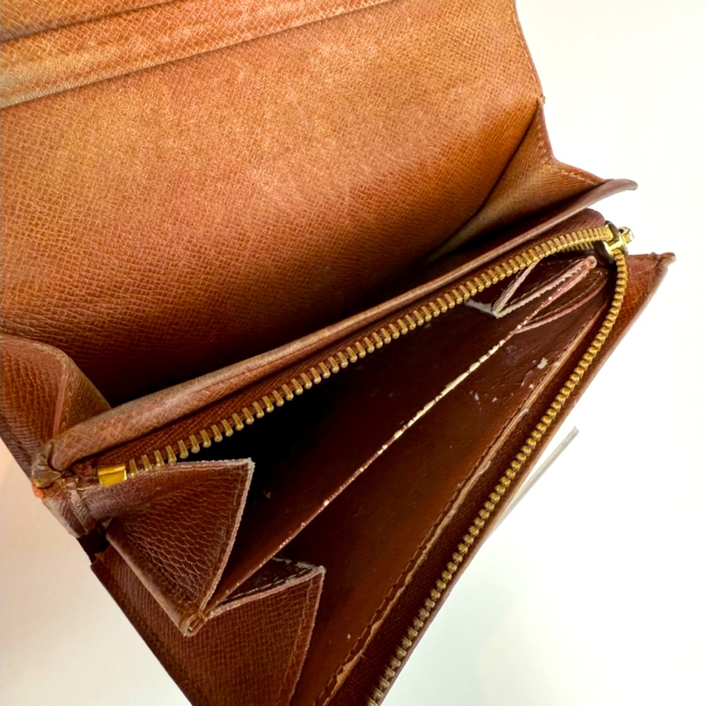 Authentic LOUIS VUITTON Micro Wallet / Crossbody Vintage 1992 Collection - Picture 9 of 13